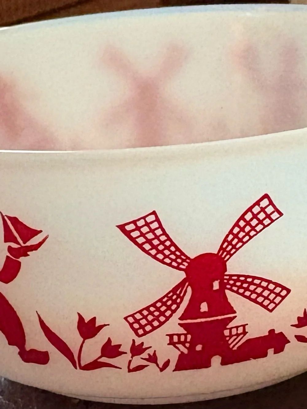 Hazel Atlas Dutch Girl + Boy, Windmill + Ducks Cereal Bowl Red, EUC